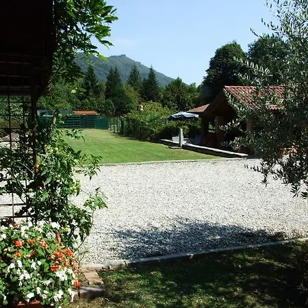 La Casa Nel Bosco B&B 메르고초