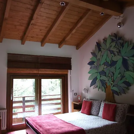 La Casa Nel Bosco Bed & Breakfast *